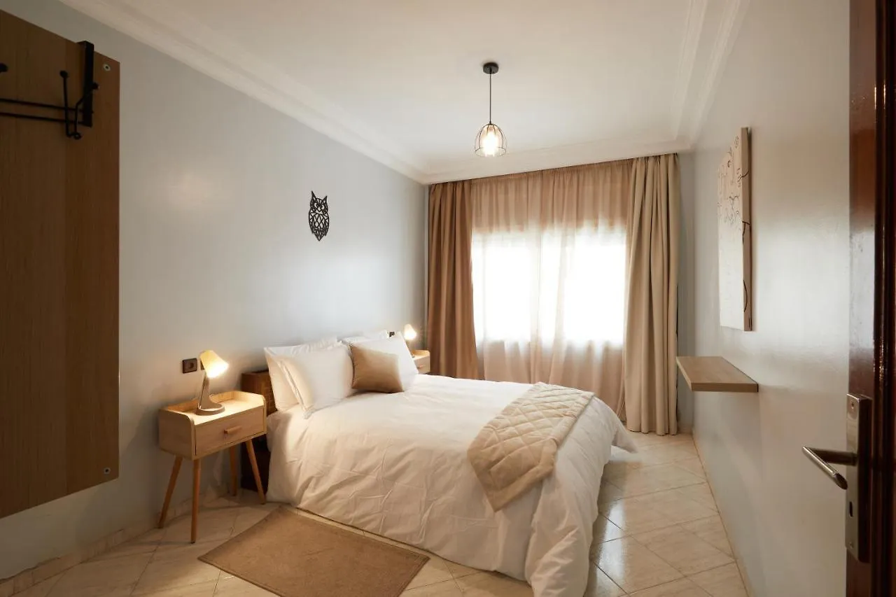 3 Bedrooms And Room Balcony In Central Casablanca Apartment